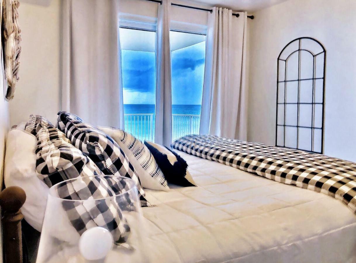Apartamento Barefoot Bliss - Beachfront - Sleeps 12